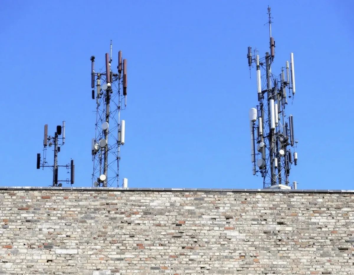 La réglementation des contrats de téléphonie mobile en France : droits et obligations des opérateurs et consommateurs